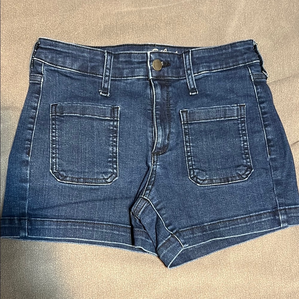 Women’s Universal Thread Denim Blue Women's Shorts Size 2